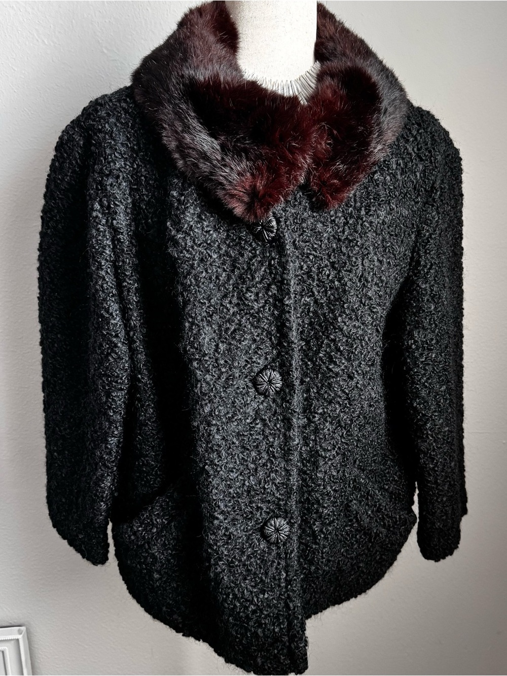 Vintage Styled by Winter Black Boucle Jacket Real Fur Collar Size M